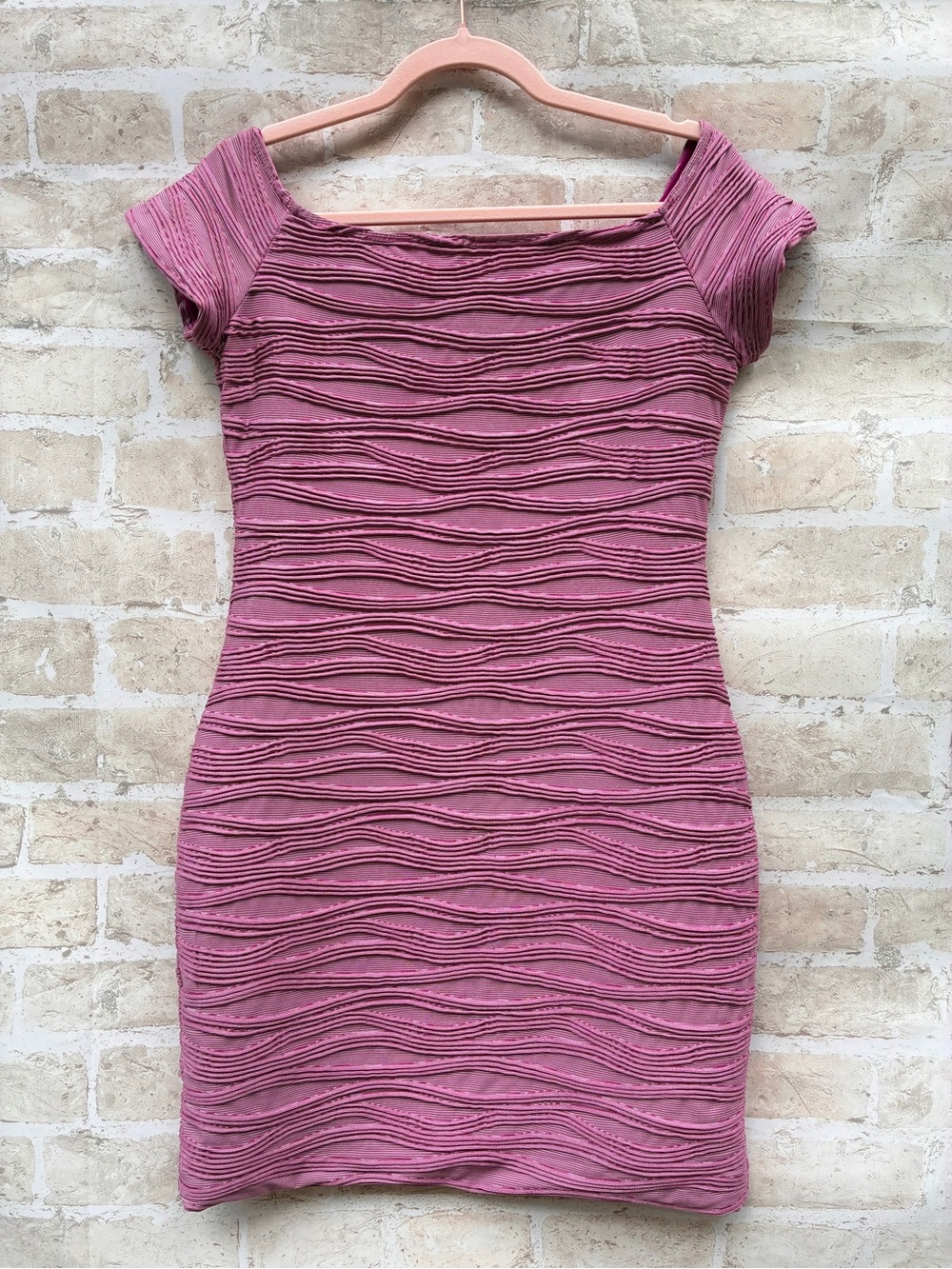 Y2K Wet Seal size M Mauve off the Shoulder Textured Bodycon Dress